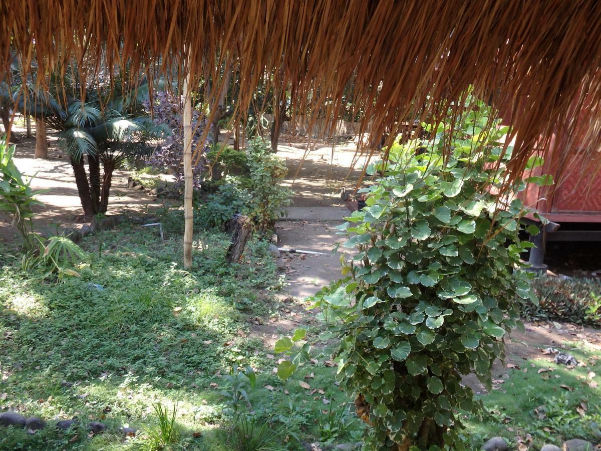 Pondok Wisata Gili Lampu Labuhan Pandan Extérieur photo